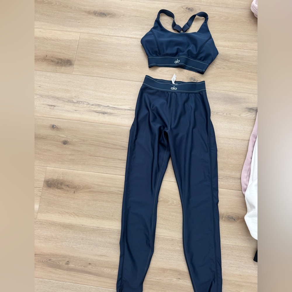 ALO Yoga Airlift Navy Leggings and Bra
